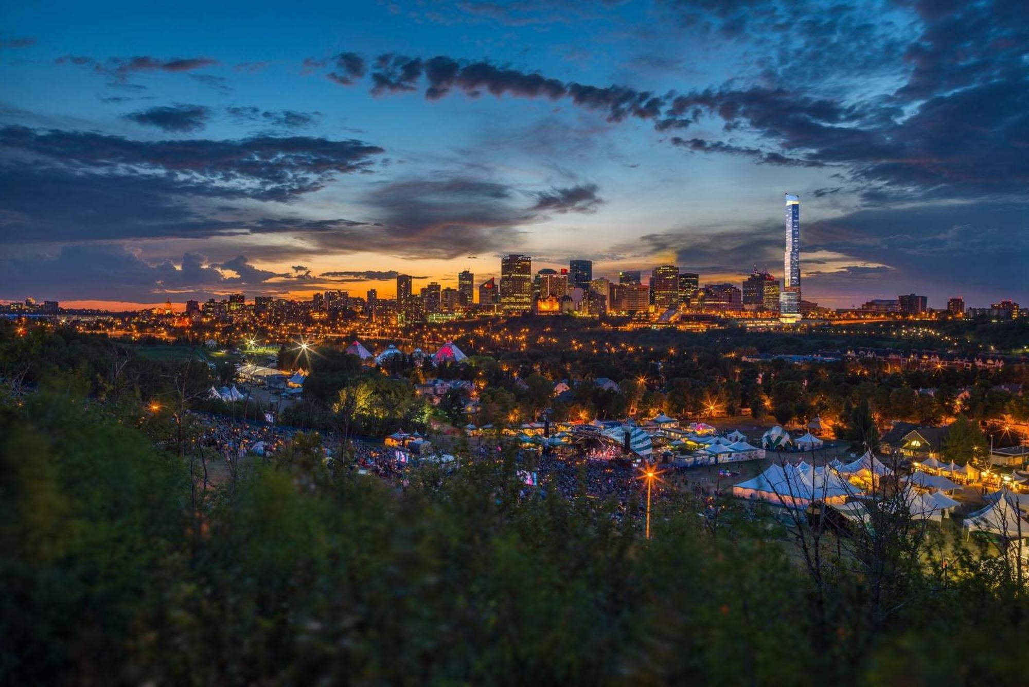 Central 2Br Near Unveristy And Whyte Ave Edmonton Ngoại thất bức ảnh